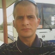 Николай Мосин, 33, Упорово