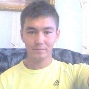 eduard, 33, Малояз
