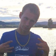Владимир, 24, Арамиль