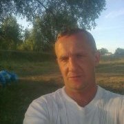 Миша, 42, Суворов