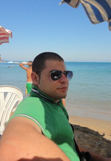 Yusef (@usef8254318) — my photo № 3