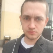Максим, 29, Москва