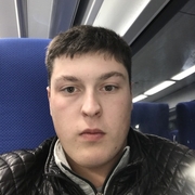 Илья, 24, Бежецк