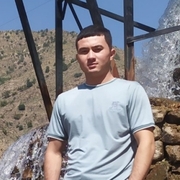 Дониёрбек, 22, Казань
