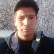 Алексей, 31, Красный Холм