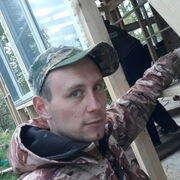 Илья, 31, Шатура