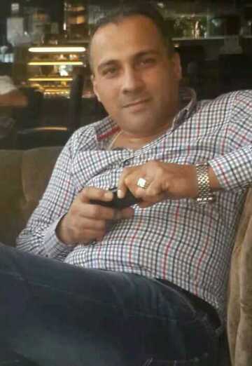 My photo - husam, 44 from Dubai (@husam20)