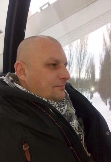 La mia foto - Vladimir, 40 di Kinel' (@vladimir412800)