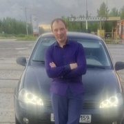 Кирилл, 31, Губаха