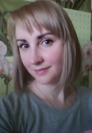Mi foto- Rina, 41 de Nova Kajovka (@irchikmoroz)