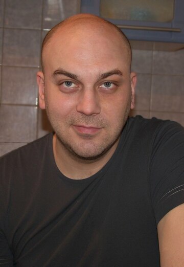 Моя фотография - Артем Вачаев, 41 из Харьков (@artemvachaev)