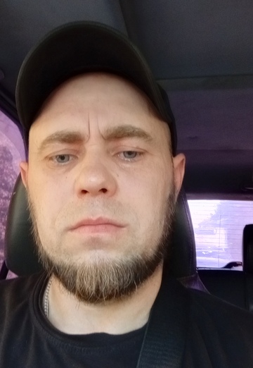 Viktor (@viktor278437) — my photo № 1