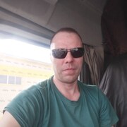 Эдуард, 42, Новая Ляля