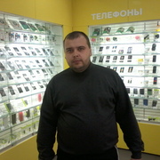 Кирилл, 36, Калининск