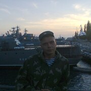 sergey, 35, Полярный