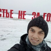 Кирилл, 32, Зуевка