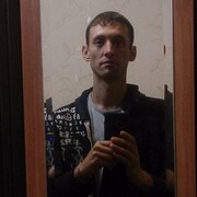 Миша, 37, Артем