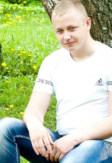 Моя фотография - Дмитрий, 27 из Романовка (@dmitriy161355)