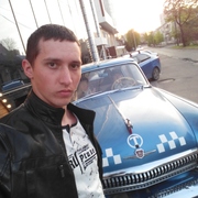 Евгений, 26, Казанское