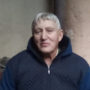 Михаил, 68, Верхнебаканский