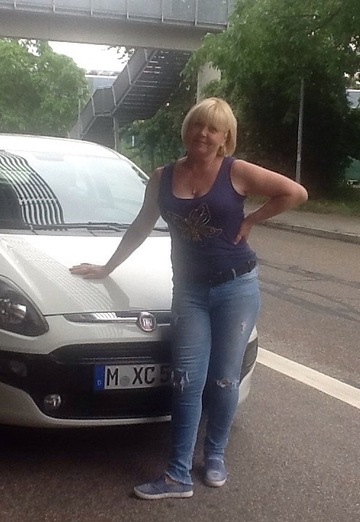 La mia foto - Irina, 60 di Monaco di Baviera (@irina223838)