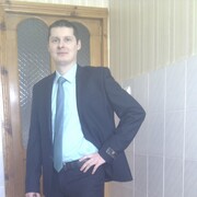 Игорь, 37, Карпинск