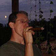 Igor, 40, Кормиловка