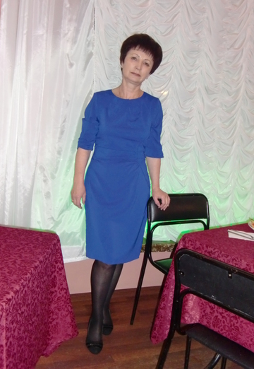 Моя фотография - Людмила, 65 из Волхов (@ludmila18975)