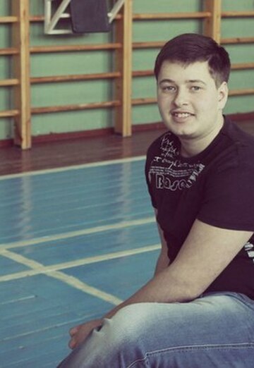 Моя фотография - Виталик, 28 из Ивантеевка (@dyrosurrounded)