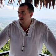 Илья, 40, Москва