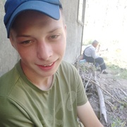 Максим, 25, Саратов