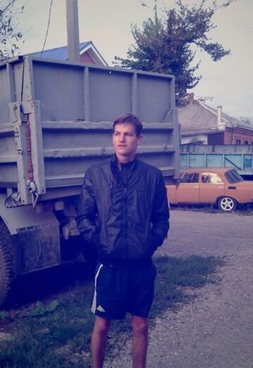 Моя фотография - Денис, 27 из Шахтерск (@denis85096)