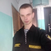 Александр Макаров, 24, Русский