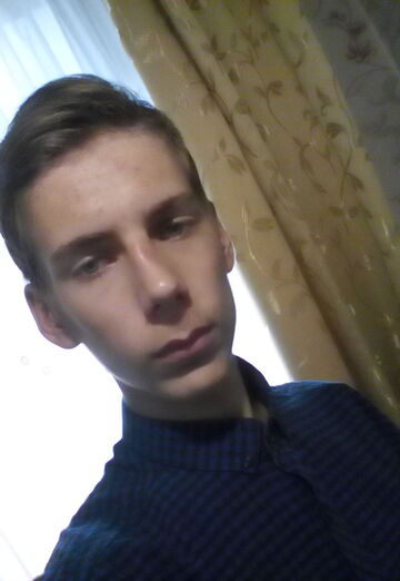 Моя фотография - Sergey, 24 из Красноград (@sergey713838)