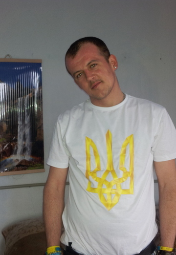 Моя фотография - Виктор, 38 из Чемеровцы (@viktor69409)
