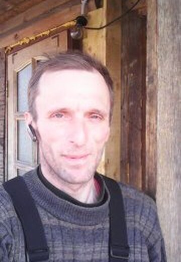 Моя фотография - Юрий, 52 из Артем (@uriy107734)