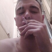 Виталий, 20, Каменск-Уральский