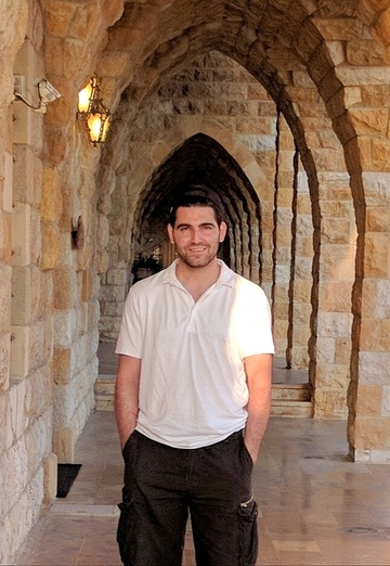 Benim fotoğrafım - Ron daw, 35  Beyrut şehirden (@ronalddaou)