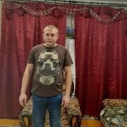 Артём, 31, Курган