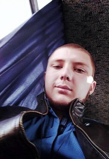 Моя фотография - Владислав, 26 из Мирноград (@vladislav37521)