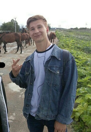 Моя фотография - Евгений, 23 из Санкт-Петербург (@evgeniy325222)