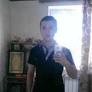 максим, 28, Полевской