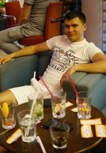 Моя фотография - Дмитрий, 32 из Кишинёв (@dmitriy124609)