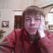 Nikolay Alksnis, 37, Уяр