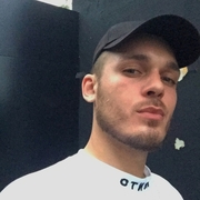 Илья, 31, Магадан