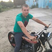 Илья, 24, Лангепас
