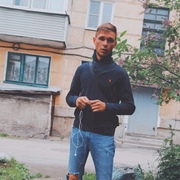 Илья, 27, Кемь