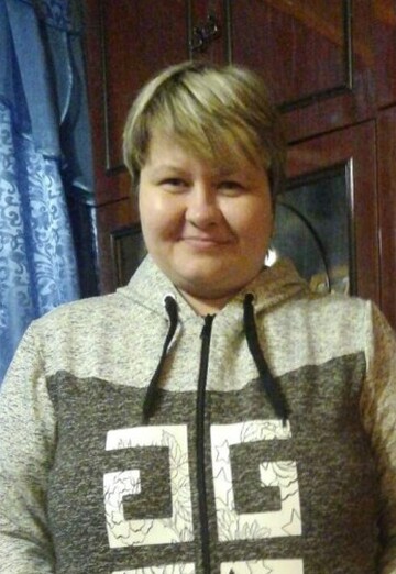 Моя фотография - Татьяна Малых, 42 из Адамовка (@tatyanamalih0)