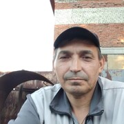 Володя Данилов, 45, Урмары
