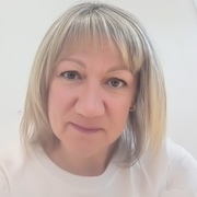 Елена, 54, Губаха